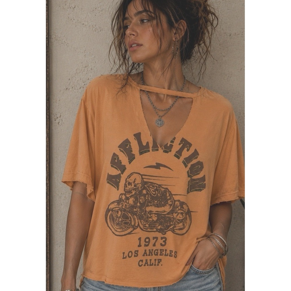 Affliction Womens Biker Skull Graphic Shirt Size L NWT Raw Hem Y2k Style Crochet